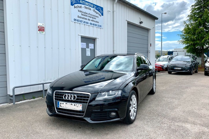 AUDI A4 AVANT