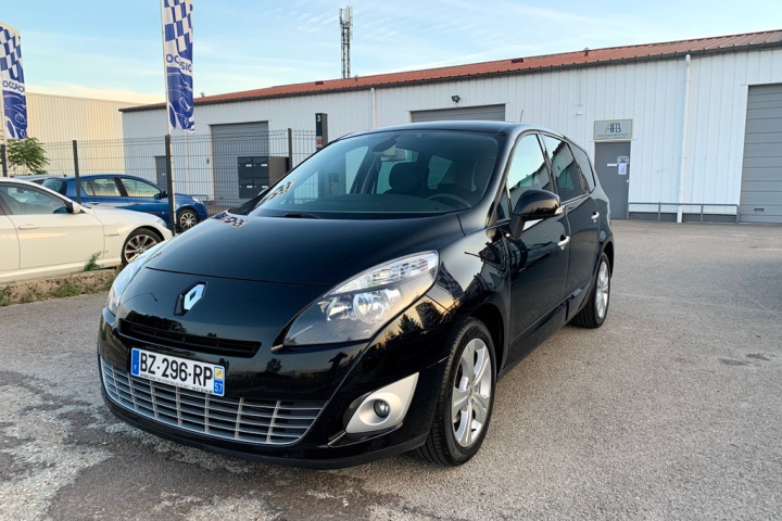 RENAULT GRAND SCENIC III