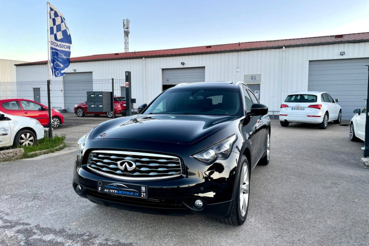 INFINITI FX