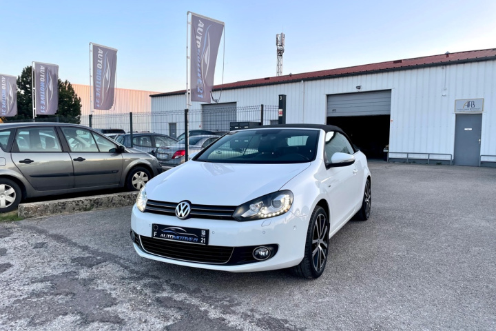VOLKSWAGEN GOLF CABRIOLET