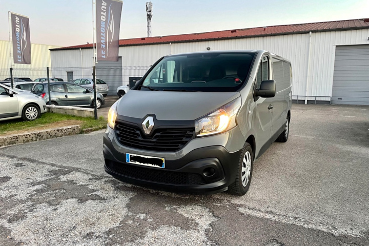 RENAULT TRAFIC FOURGON
