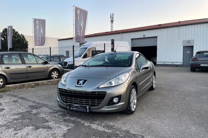 PEUGEOT 207 CC