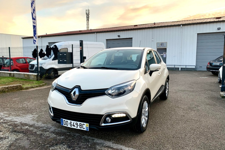 RENAULT CAPTUR