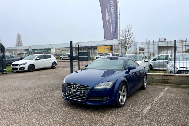 AUDI TT COUPE