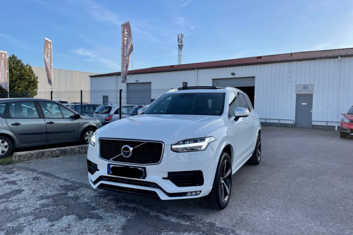VOLVO XC90