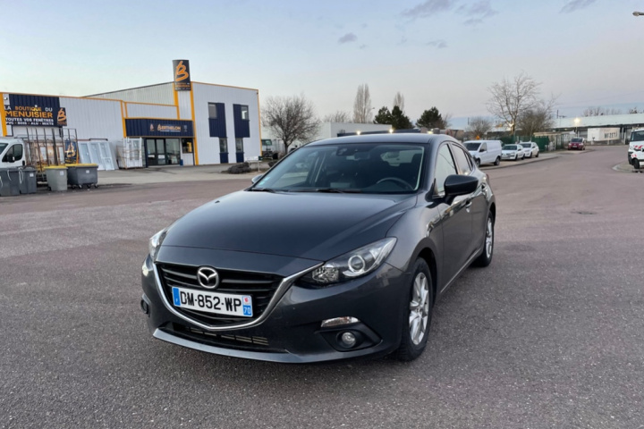 MAZDA MAZDA3