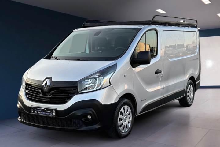 RENAULT TRAFIC FOURGON