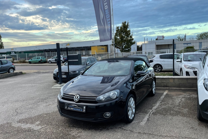 VOLKSWAGEN GOLF CABRIOLET